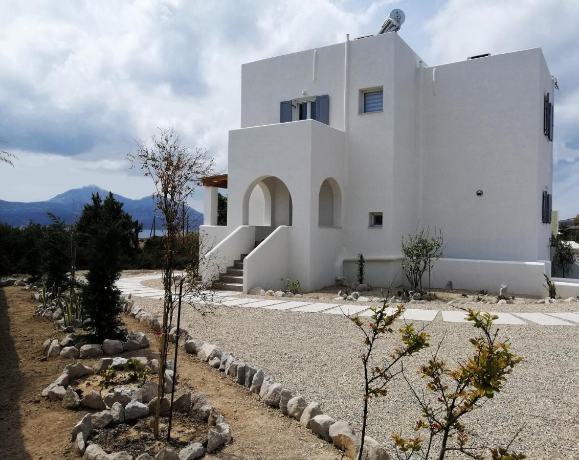Villa Nelleas Adamantas  Exterior photo